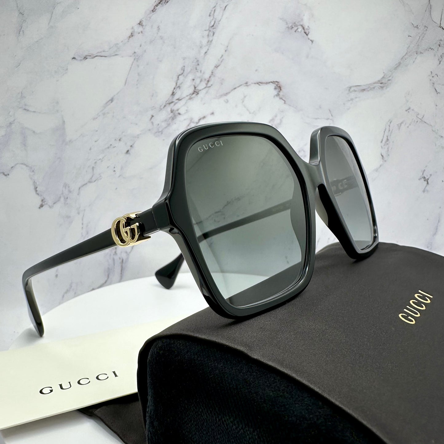 Gucci Black Sunglasses Oversized Square Interlocking GG Logo GG1072S 001