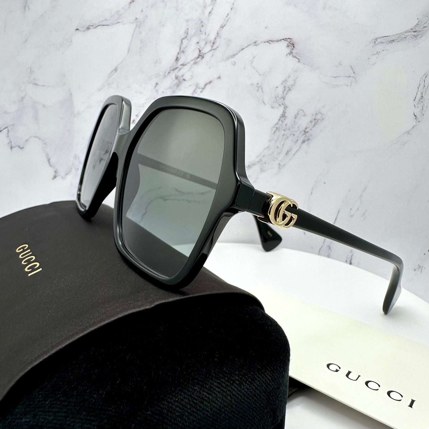 Gucci Black Sunglasses Oversized Square Interlocking GG Logo GG1072S 001