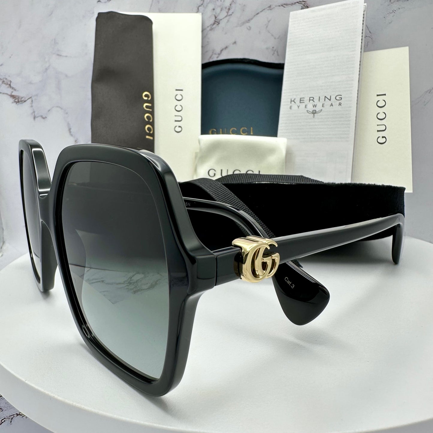 Gucci Black Sunglasses Oversized Square Interlocking GG Logo GG1072S 001