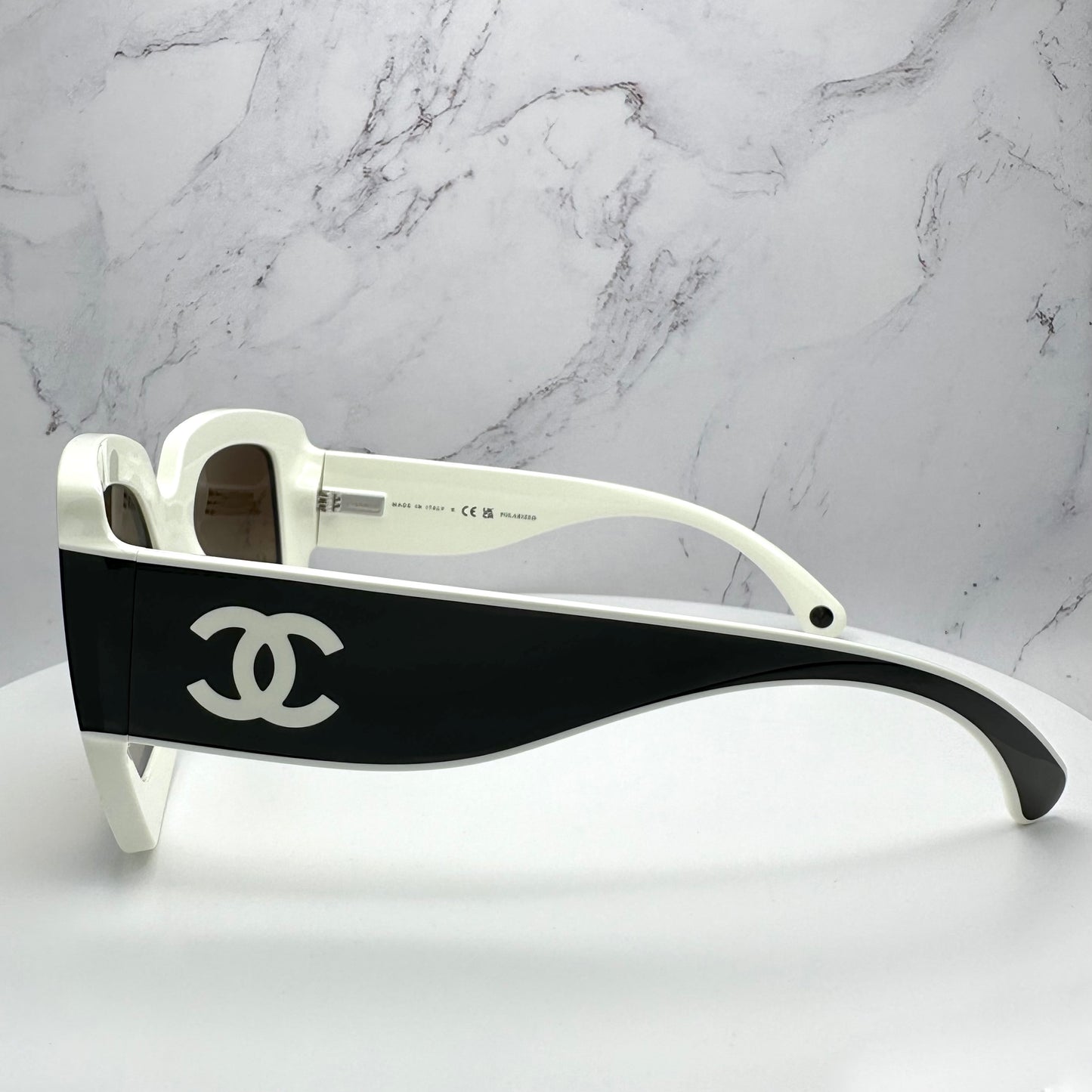 Chanel Sunglasses Black White CC Logo 52mm Polarized