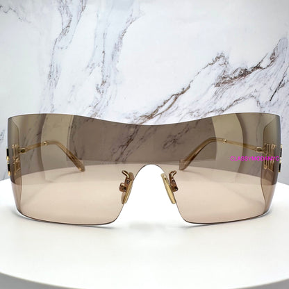 MUB53S 5AK20P MIU MIU sunglasses front view 