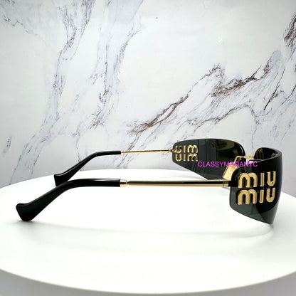 MU A51S 5AK5S0 miu miu sunglasses side view with gold arms and 3D metal miu miu logo 