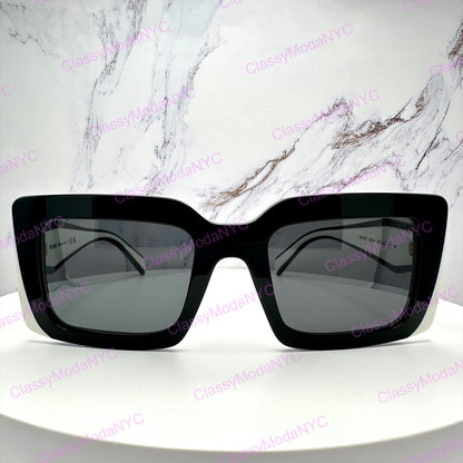 PR D01S 20G08Z Prada Sunglasses front view 
