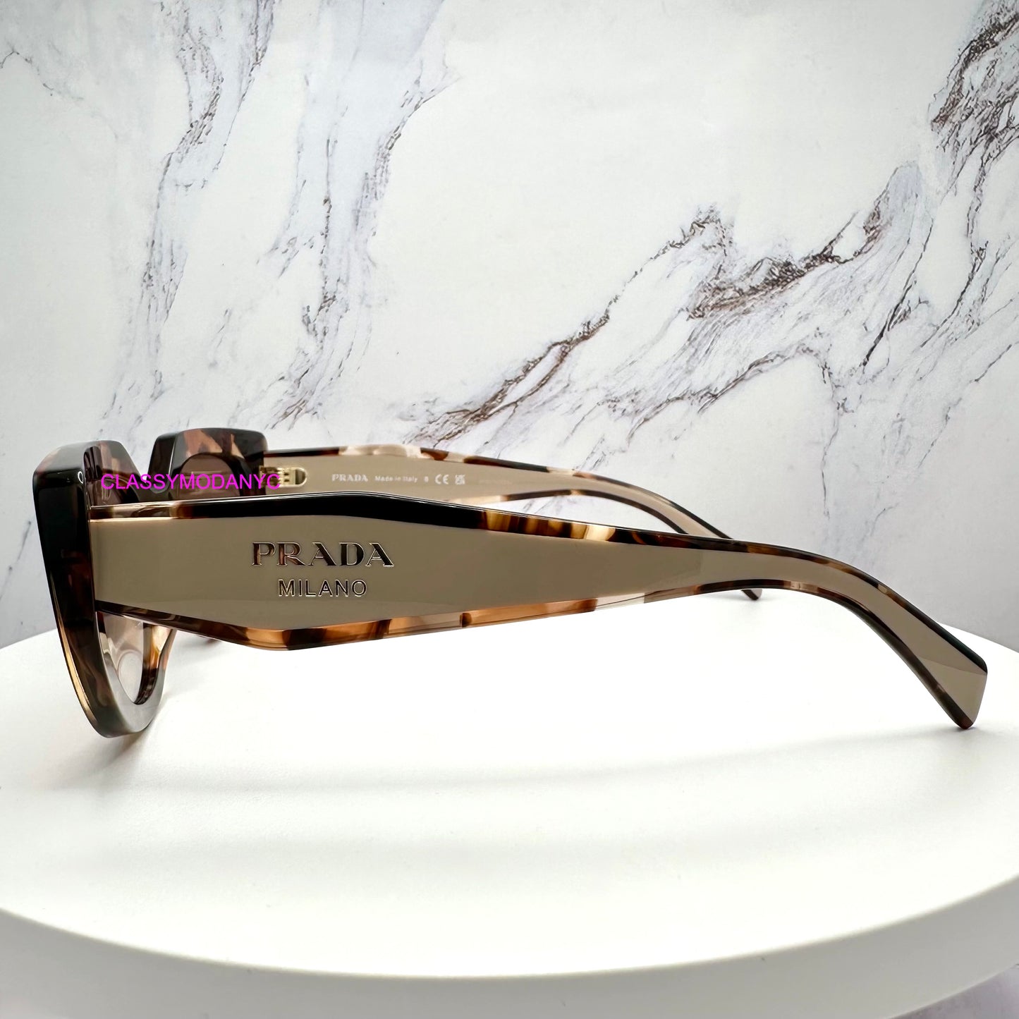 PR D02S 00K10S Prada womens brown tortoise caramel sunglasses side view oval symbole gold logo 