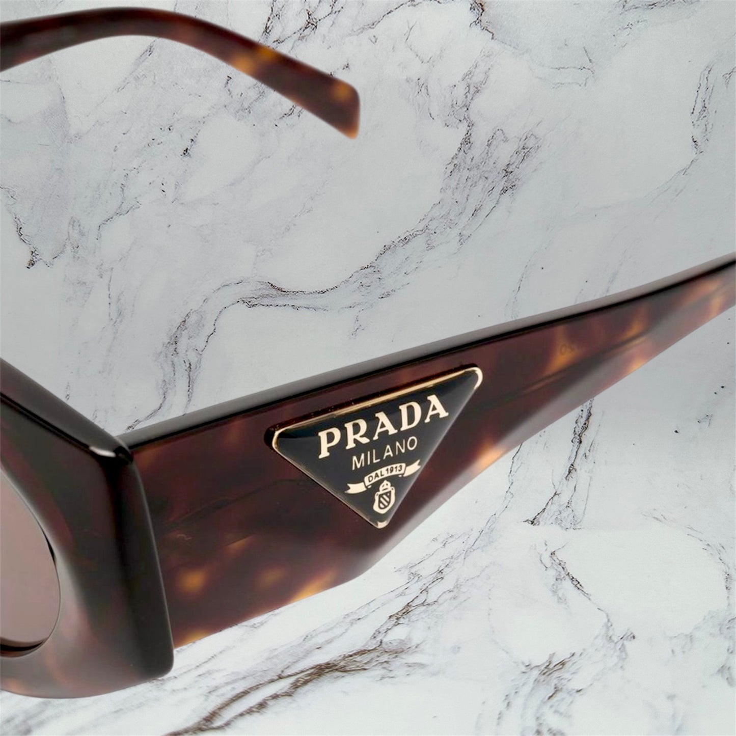 PRADA Sunglasses Brown Tortoise Oval PR20ZS