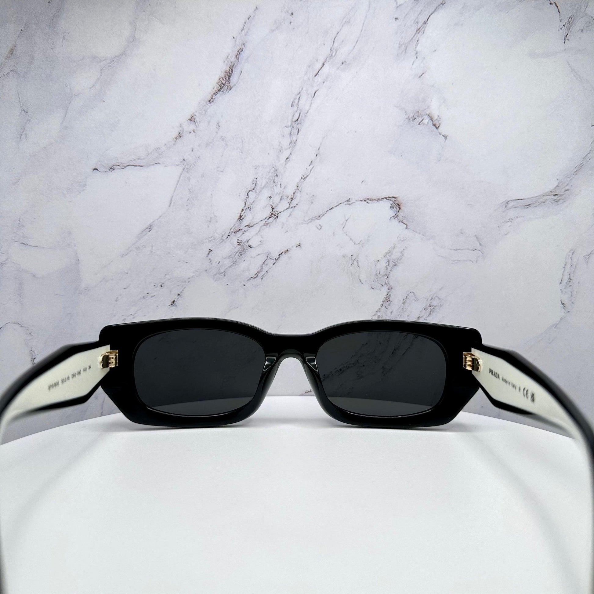 Prada 0PR B05S 09Q08Z symbole logo sunglasses 