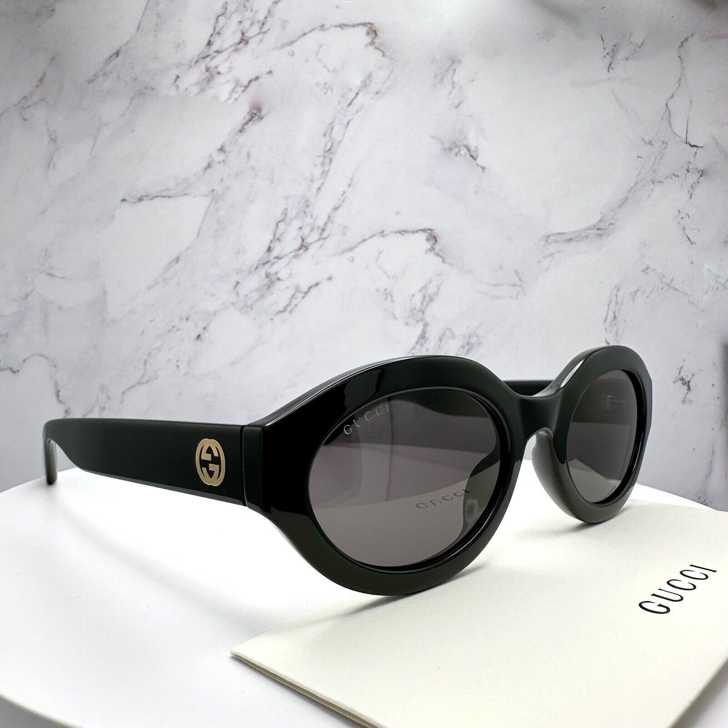 GUCCI Sunglasses Black Oval Gold Interlocking GG Logo GG1579S